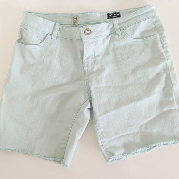 ⭐ 3 for $20🌼 Volcolm Mint Blue Bermuda Sho - Picture 1 of 7